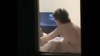 Понаблюдать за соседями