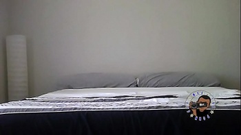 Девушки с большой попой стоят раком