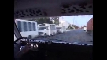 Она облизывала его словно мороженное