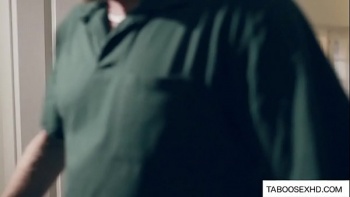 Смотреть порно онлайн дочь