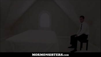 Он сразу же положил на нее глаз