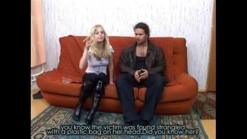 Как друг пердолит связанную молодую жену