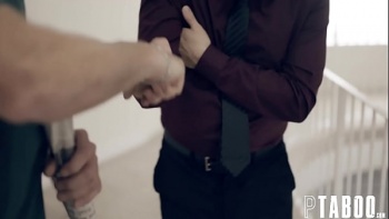 Девушка оценила старания