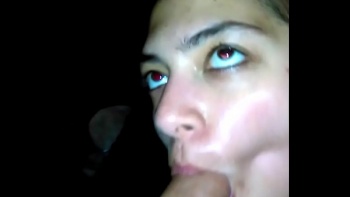 Пьяную в хлам ебут